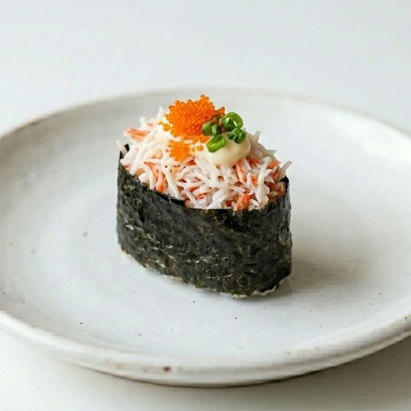 Гункан с крабом